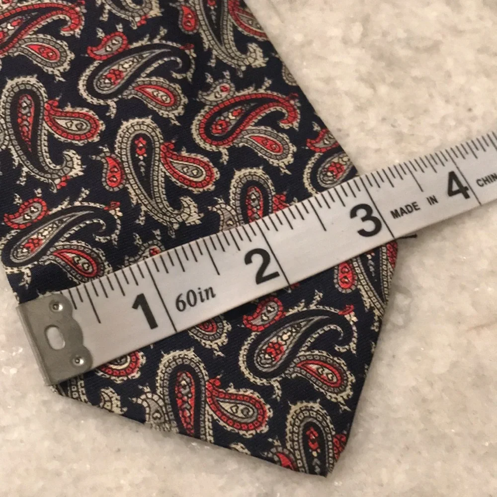 Lord & Taylor Silk Tie Mens Navy Blue Red Paisley Designer Luxury The Mans Shop‎
